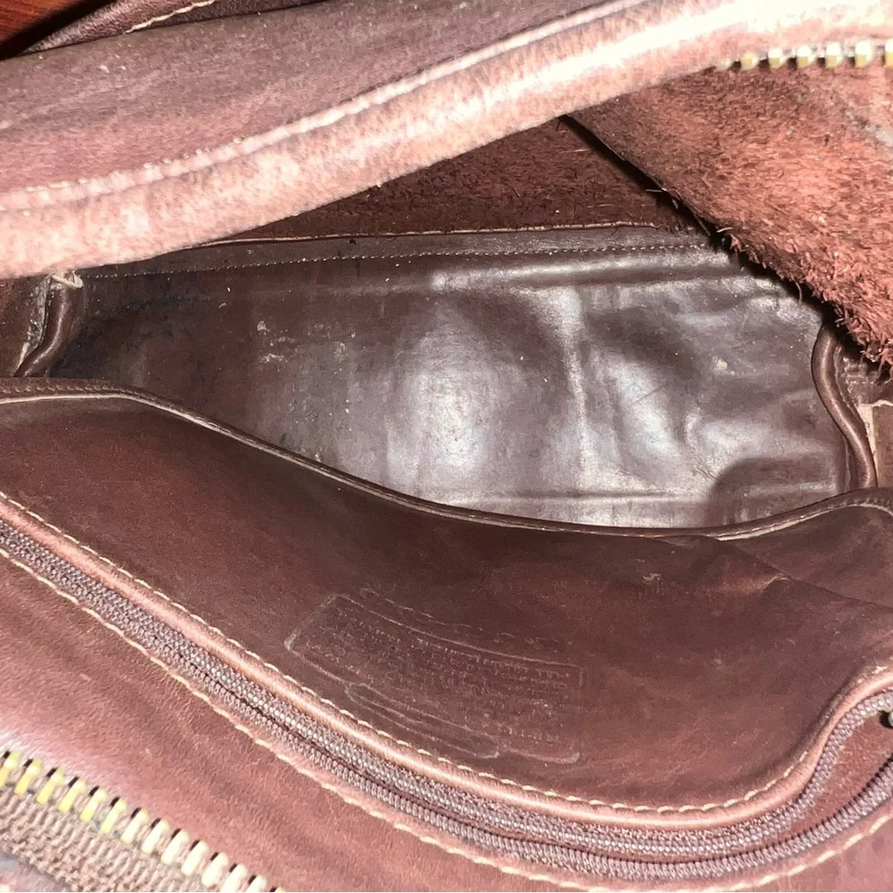 Vintage Coach #9058 Legacy Hobo Bag with Brass Accents - Picture 7 of 12